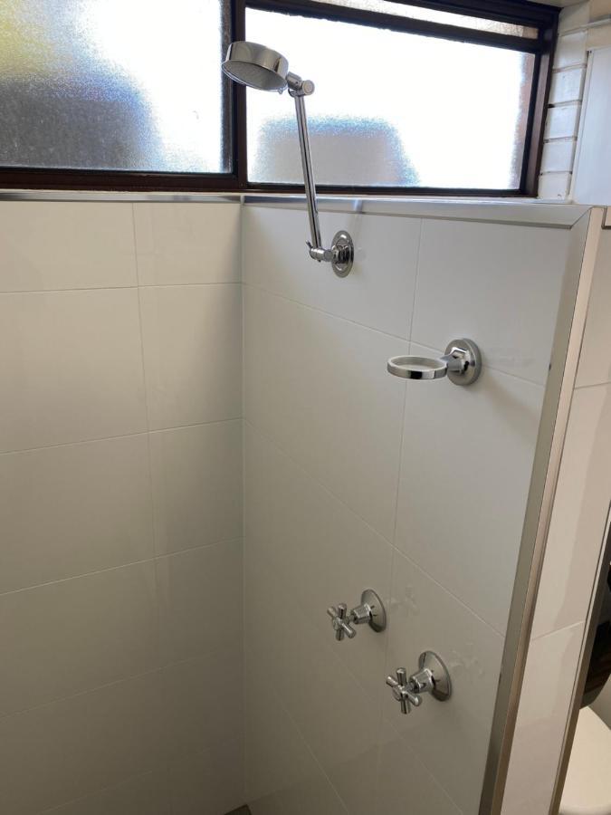 Tatura Country Motel Экстерьер фото