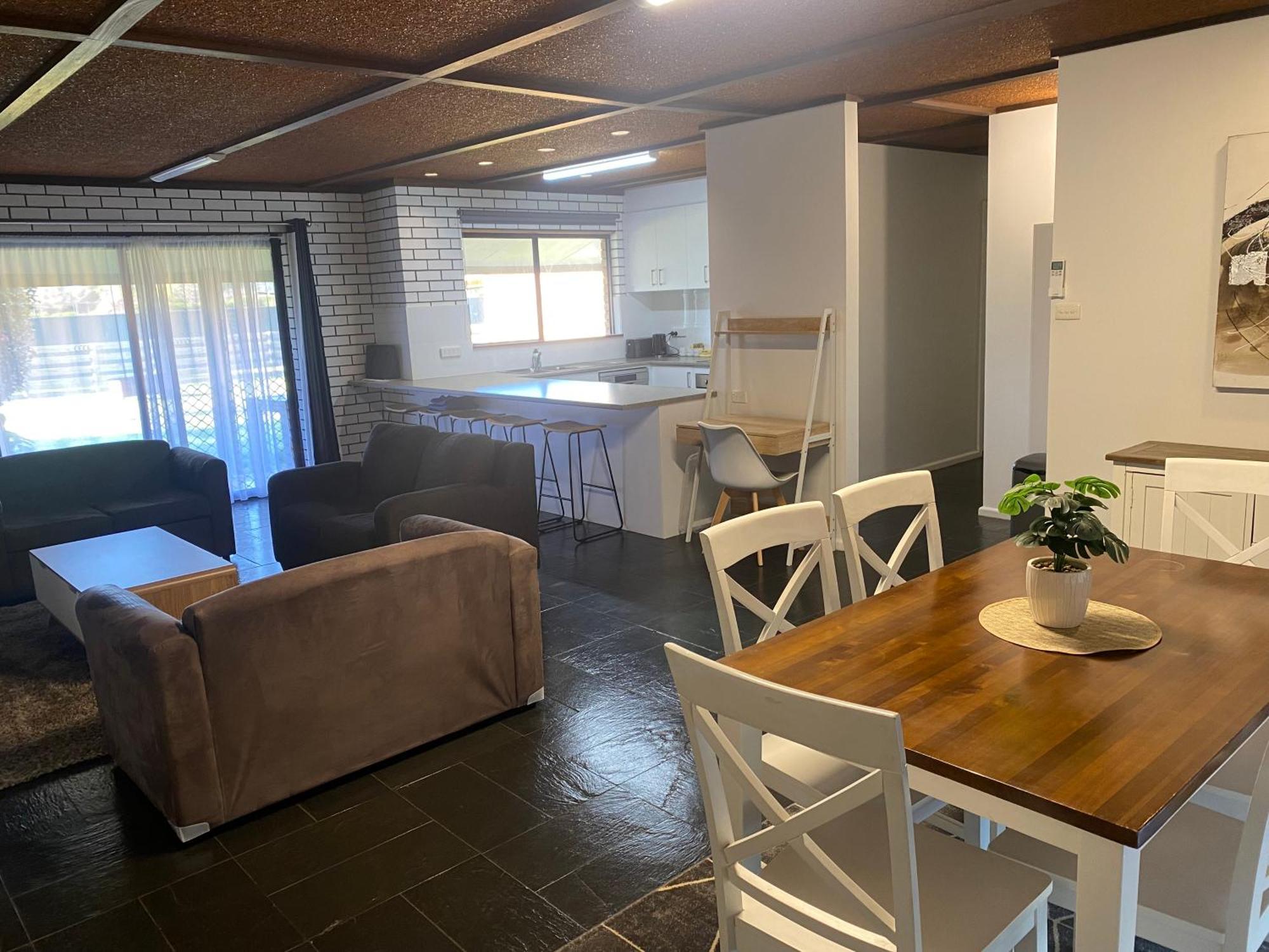 Tatura Country Motel Экстерьер фото