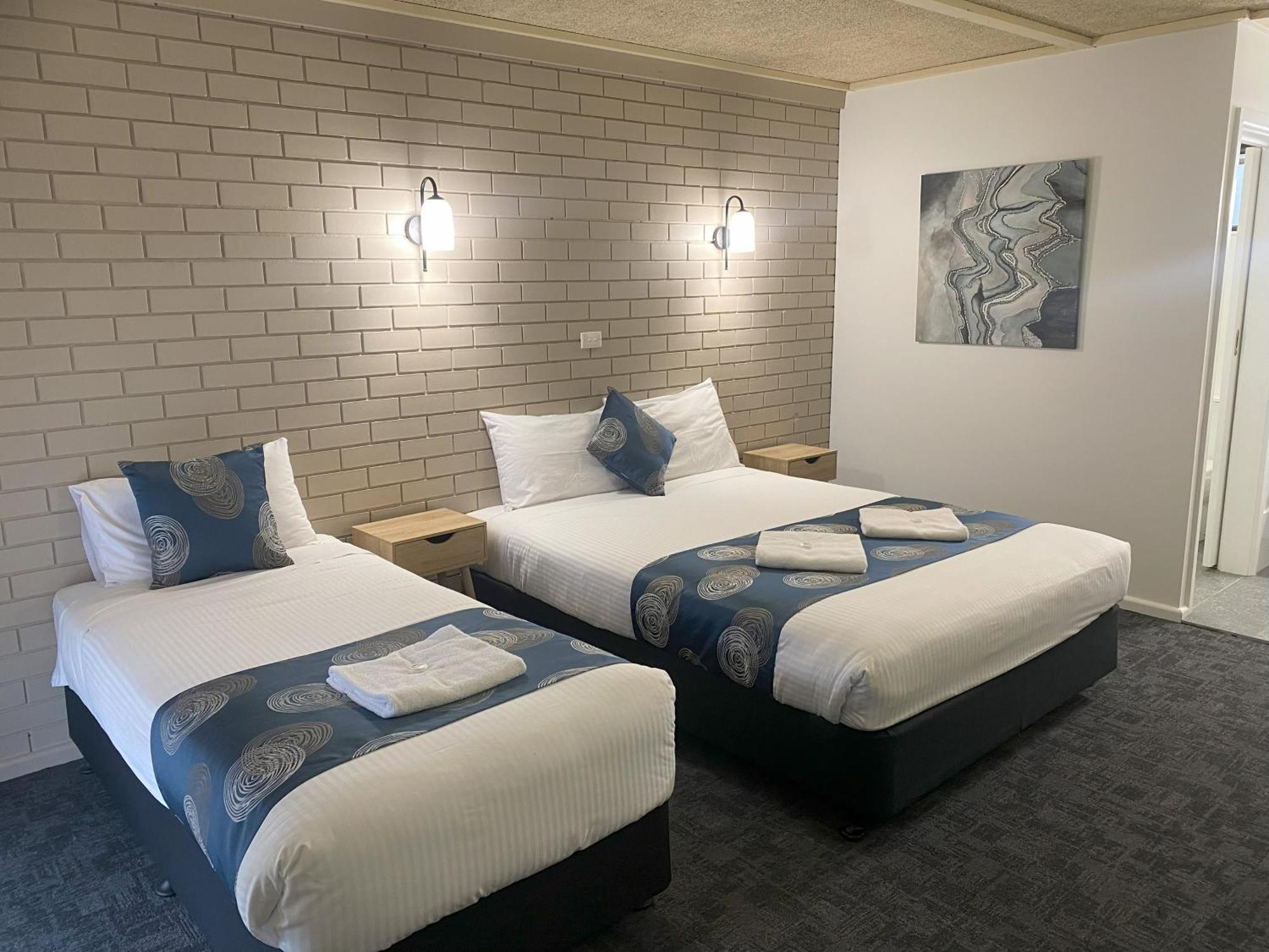 Tatura Country Motel Экстерьер фото