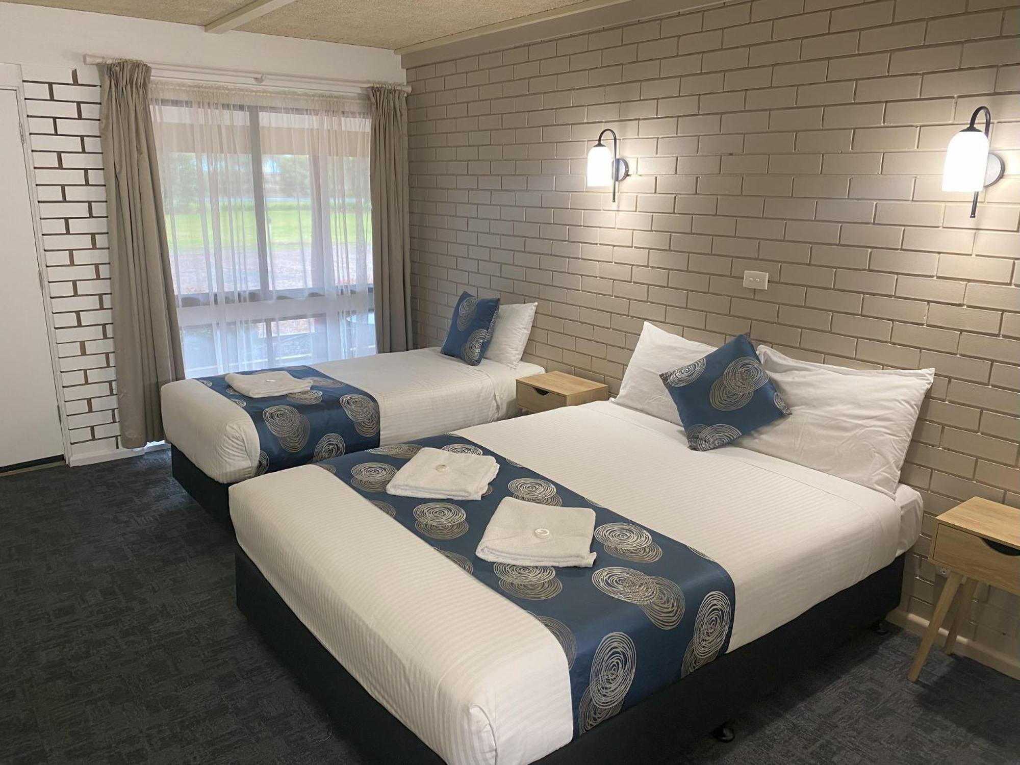 Tatura Country Motel Экстерьер фото